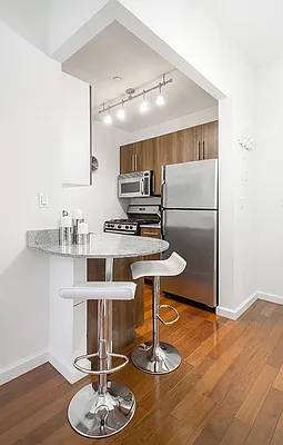 Sold by SR8 REALTY LLC | media 6