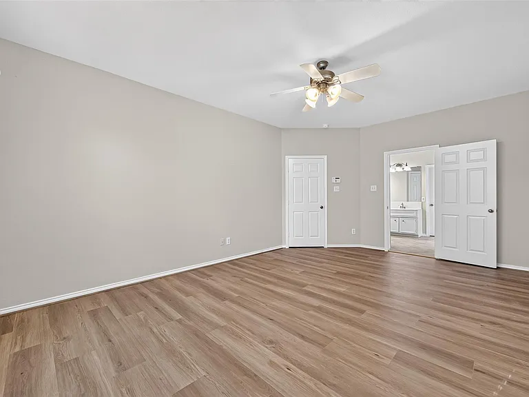 1807 Katlyn Ln — Photo 26