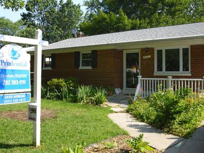4711 Creek Shore Dr, Rockville, MD, 20852