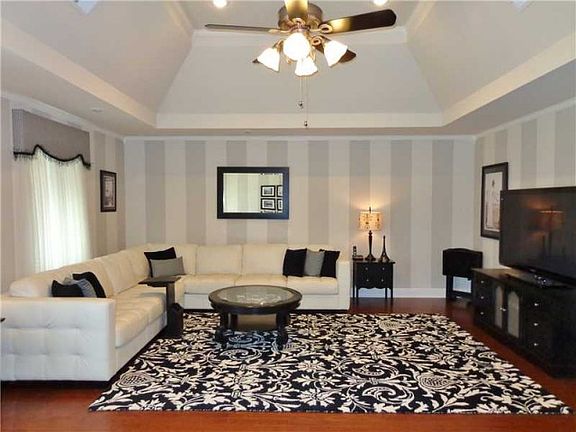 5th image of 1258 Barbe Dr