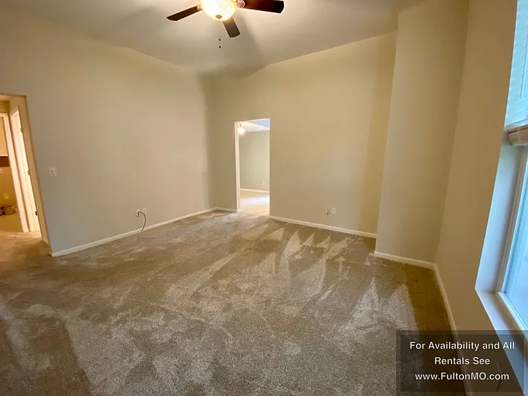 821 Court St #A — Photo 13
