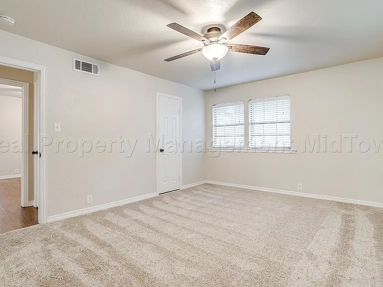 1813 Thomas Pl — Photo 20