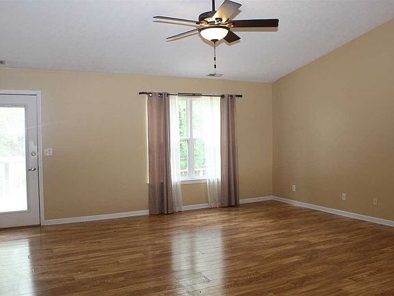 3rd image of 3330 Dellwood Ct