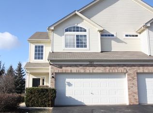 380 Jamestown Ct, Aurora, IL 60502