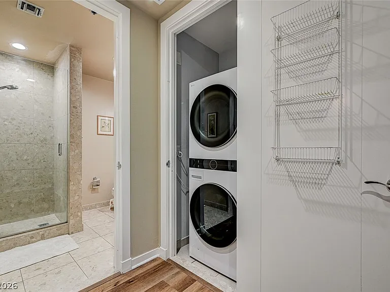 4575 Dean Martin Dr #506 — Photo 34