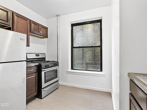 5th image of 88 E 111th St APT 9