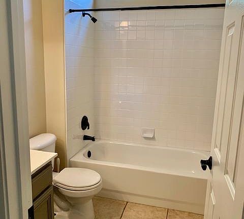 3rd image of 10290 Hammerschmidt Ct