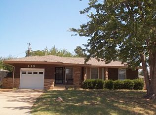 613 E Jones Pl, Midwest City, OK 73110