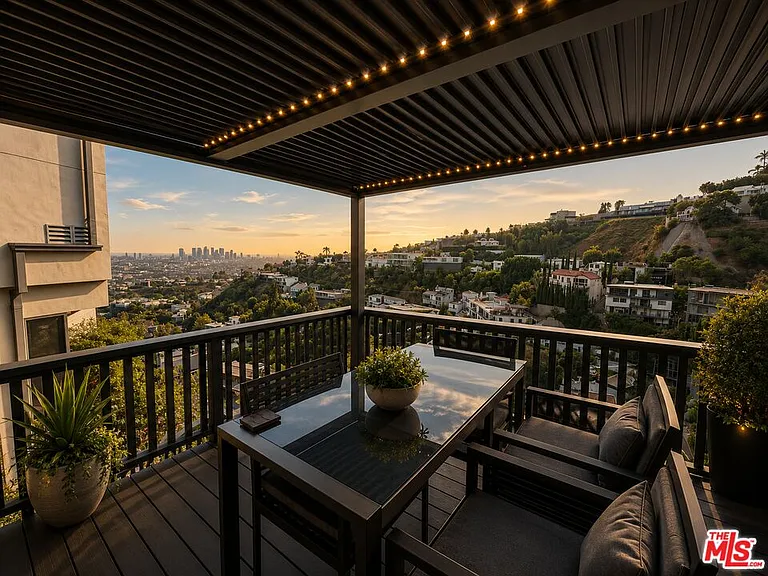 8810 Hollywood Blvd — Photo 37