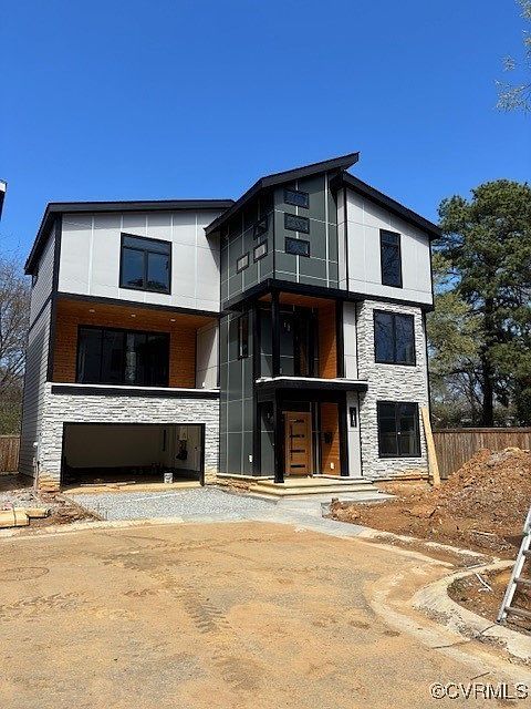 2nd image of 514 Westview Ave