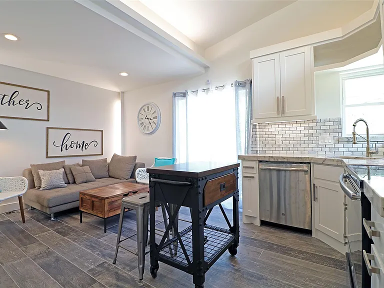2310 McDuffie St #G7 — Photo 2