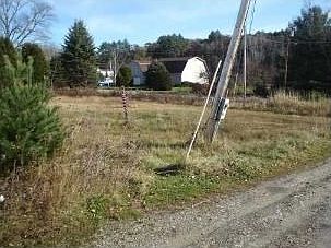 2nd image of 41 Pittston Rd