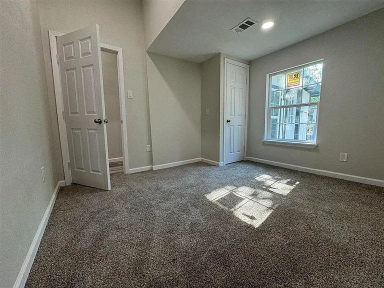 309 S Louisiana Dr — Photo 4