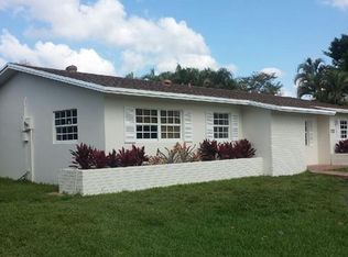 1740 NW 108th Ave, Pembroke Pines, FL 33026