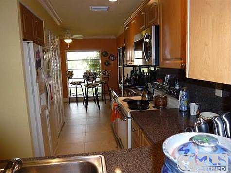 5th image of 5775 Phoenix Palm Ct APT D