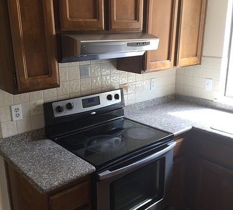 5th image of 101 Ishi Cir