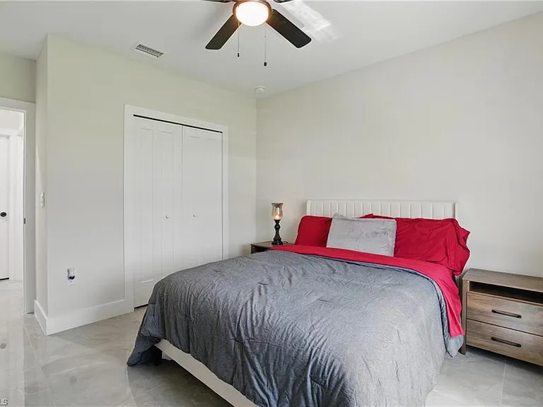 1011 & 1013 Abrams Blvd — Photo 19