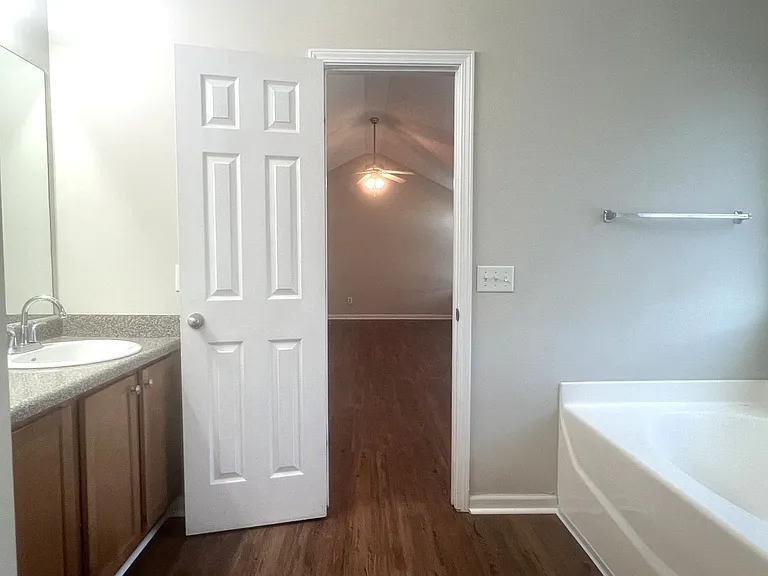 401 Timberwind Dr — Photo 24