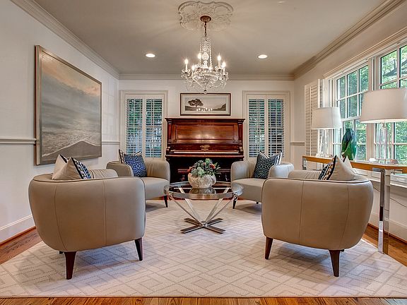 3_1420ThomasPlace-4.jpg