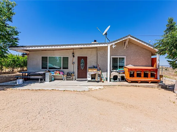 11126 E Avenue W8, Pearblossom, CA 93553