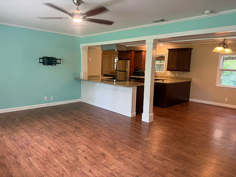 201 King Cotton Rd — Photo 3