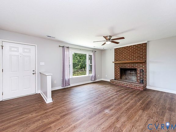 3rd image of 7139 Hyacinth Ct