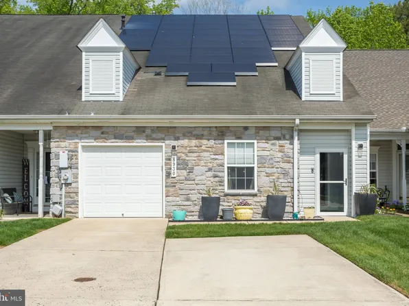 8930 Executive Club Dr, Delmar, MD 21875