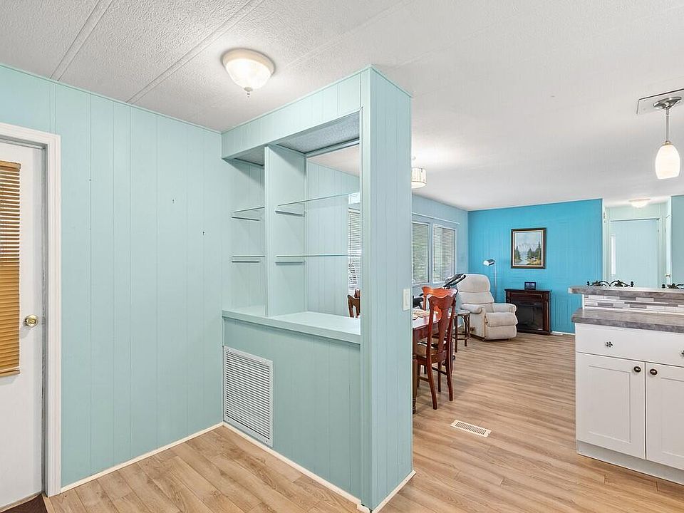 1st image of 102 N Warner Drive
