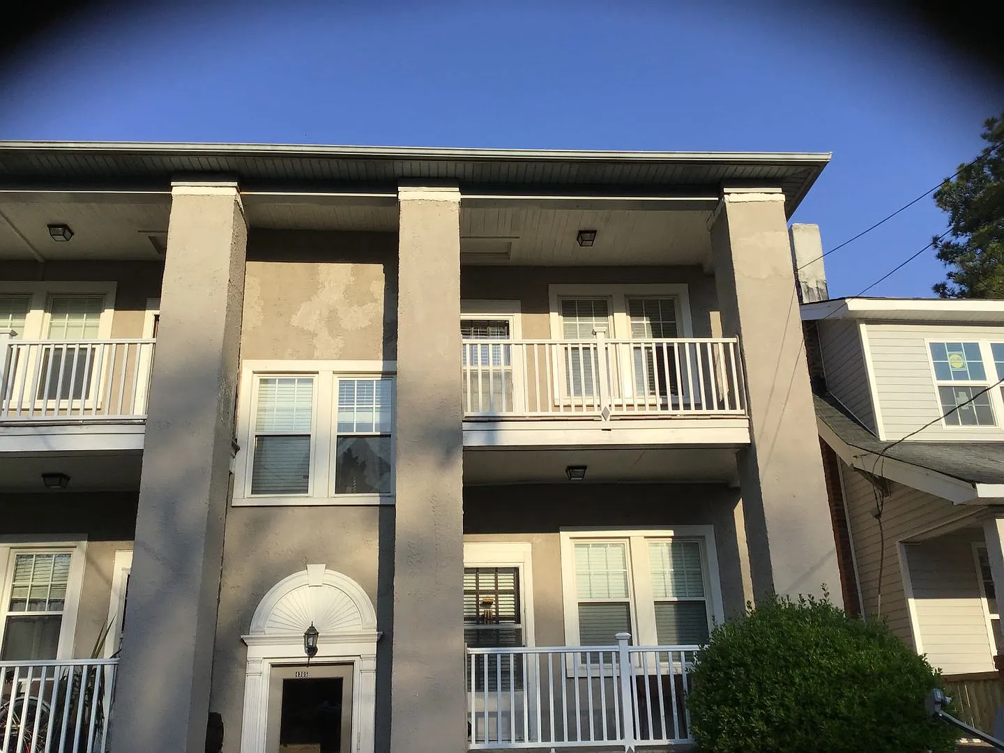 4305 Newport Avenue — Photo 2