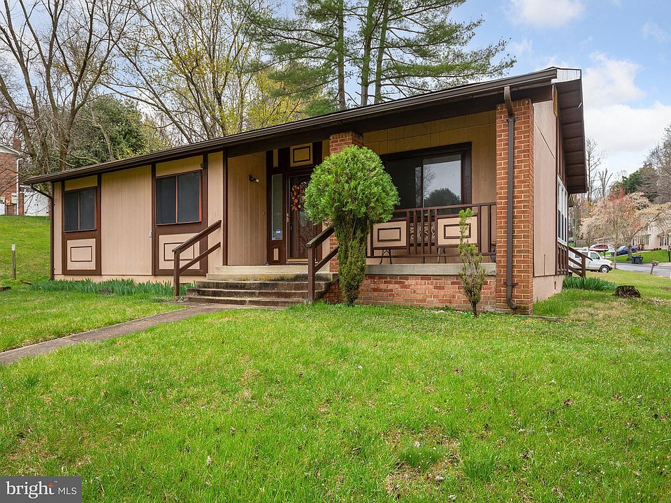 1st image of 9204 Southmoor Ct