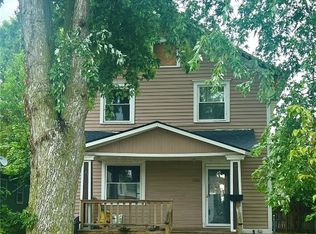 1106 Elmhurst Dr NE, Cedar Rapids, IA 52402