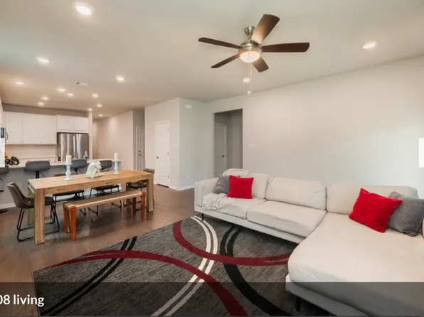 111 Lyrebird Ln, Hutto, TX 78634