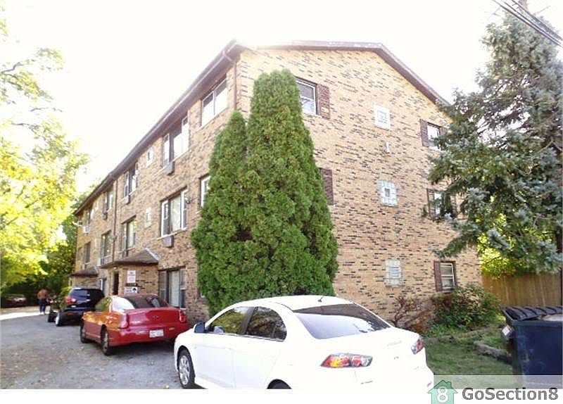 1st image of 1381 River Dr