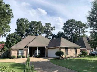 101 Timbercrest Ln, Brandon, MS 39047