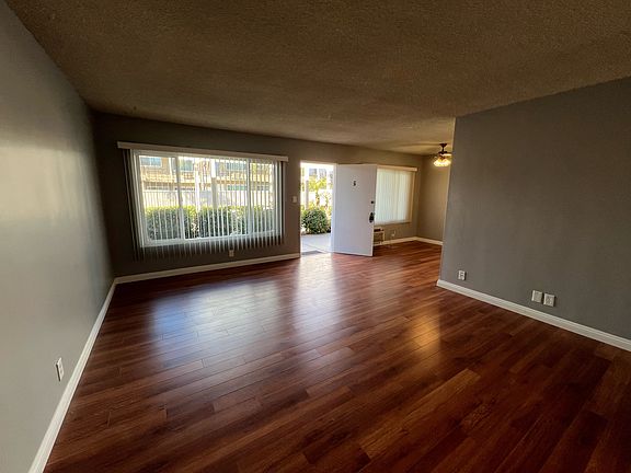 3rd image of 936 W Huntington Dr APT G