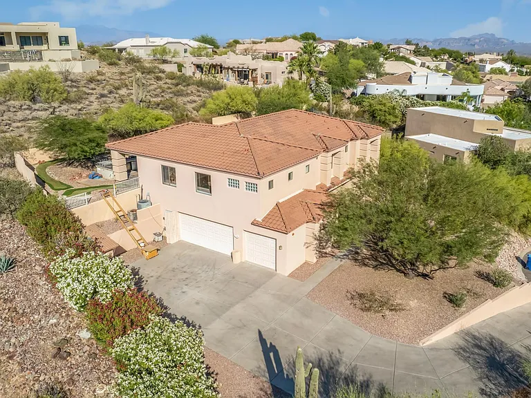 15330 E Walnut Ln — Photo 66