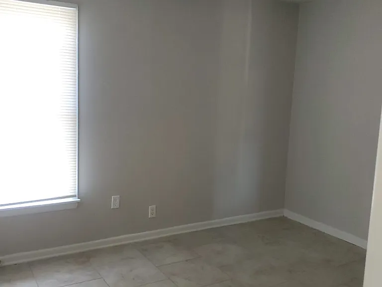 2308 Jasper St — Photo 9