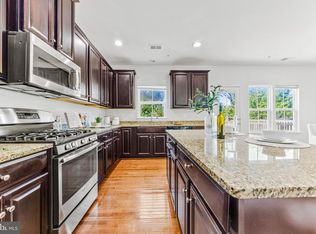 546 Fox River Hills Way, Glen Burnie, MD 21060
