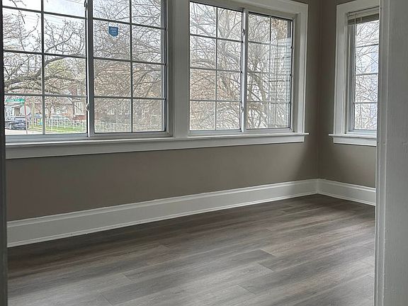 4th image of 5662 Hamilton Ave