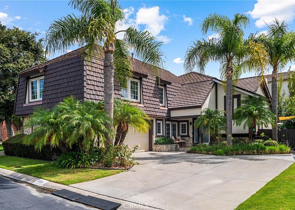 1st image of 5938 E Calle Principia