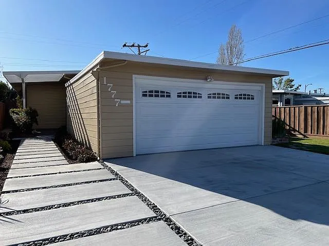 1777 Van Buren St photo 1