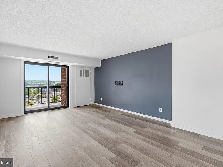 200 N Pickett St #1414 — Photo 8