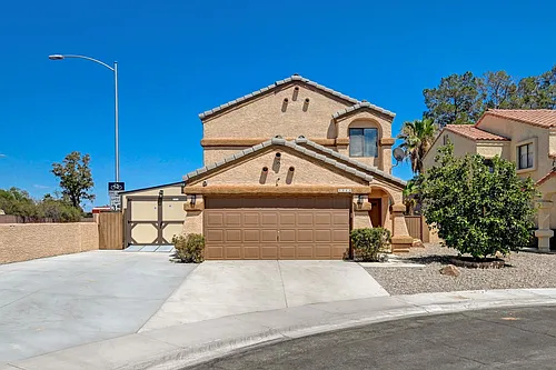 3949 Rhine Way Photo 1