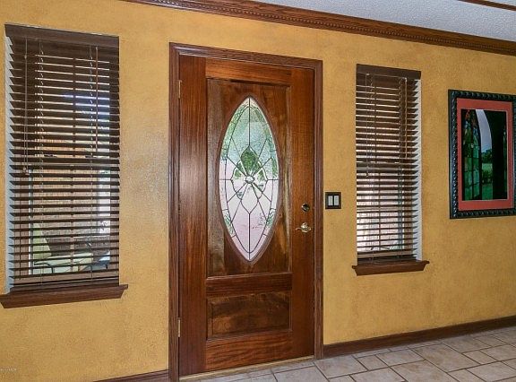 3rd image of 5805 Shady Ln