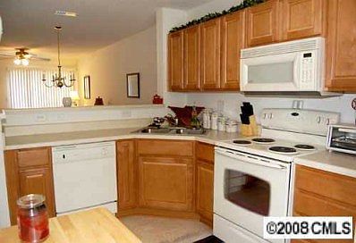 2nd image of 8057 Kennet Ln #00