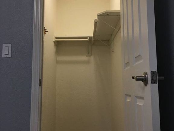 2nd image of 1618 Blake St #B1