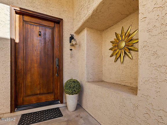 4th image of 8632 N Siriga Way
