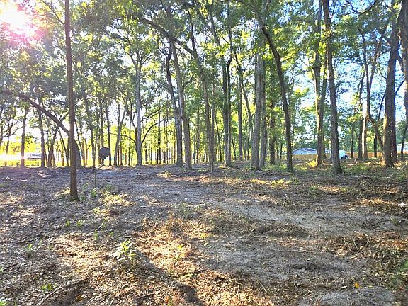 3rd image of Knowles Rd