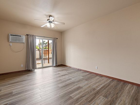 5th image of 1632 Evergreen Dr