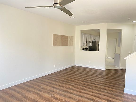 4th image of 10725 Wexford St Unit 3